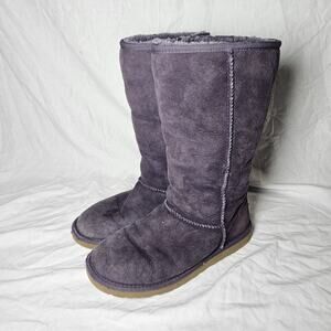 UGG CLASSIC TALL PURPLE VIOLET SUEDE SHEEPSKIN WOMEN'S BOOTS SIZE 8